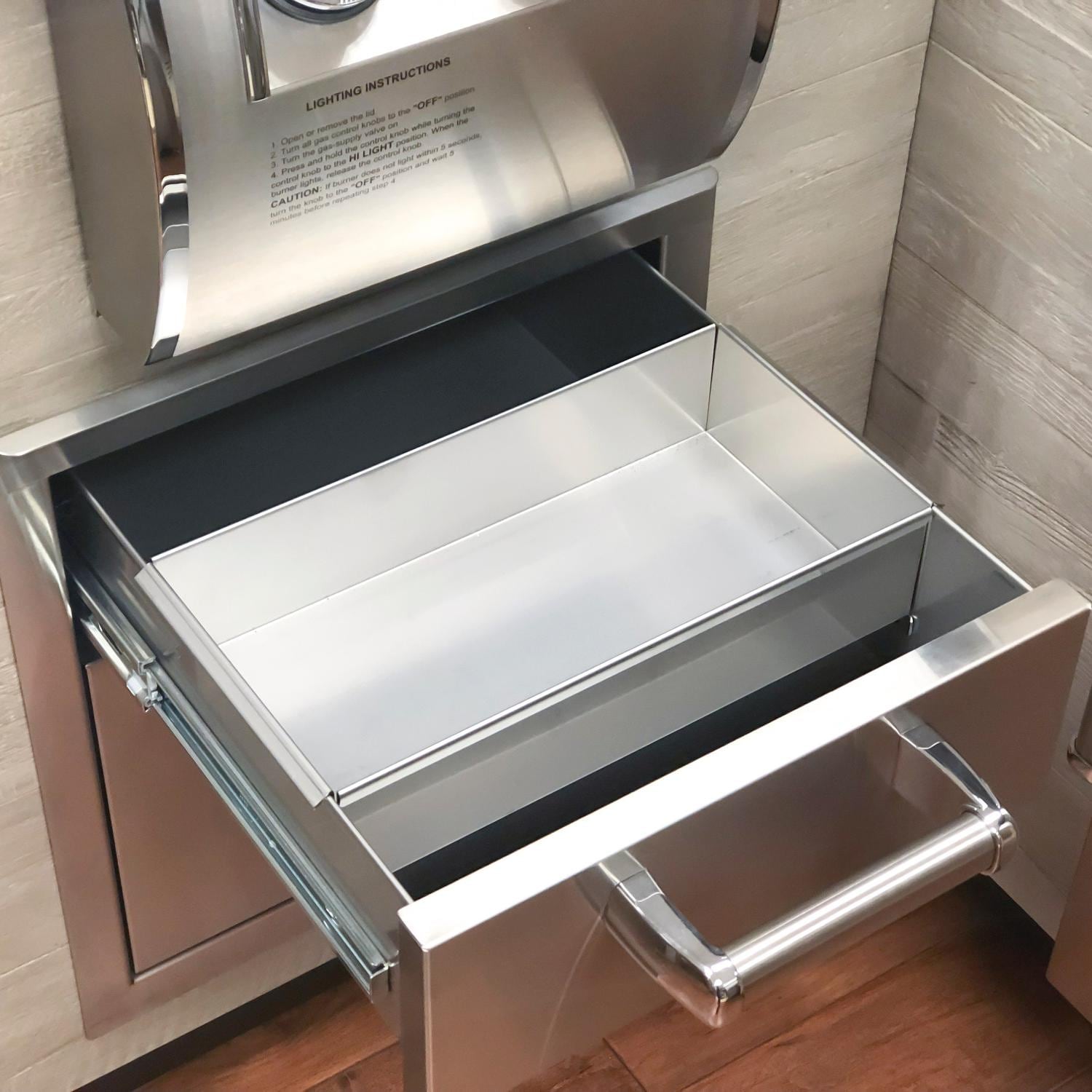 Fire Magic: 18 Flush Mount Dry Pantry Door/Drawer Combo - Image 3