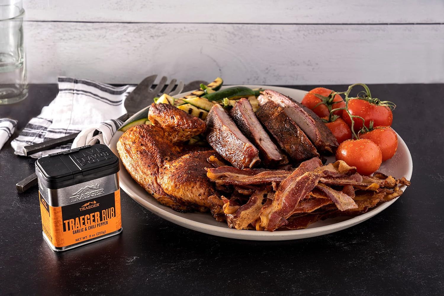 Traeger Grills SPC174 Traeger Rub with Garlic & Chili Pepper 9 Ounce (Pack of 1) - Image 4