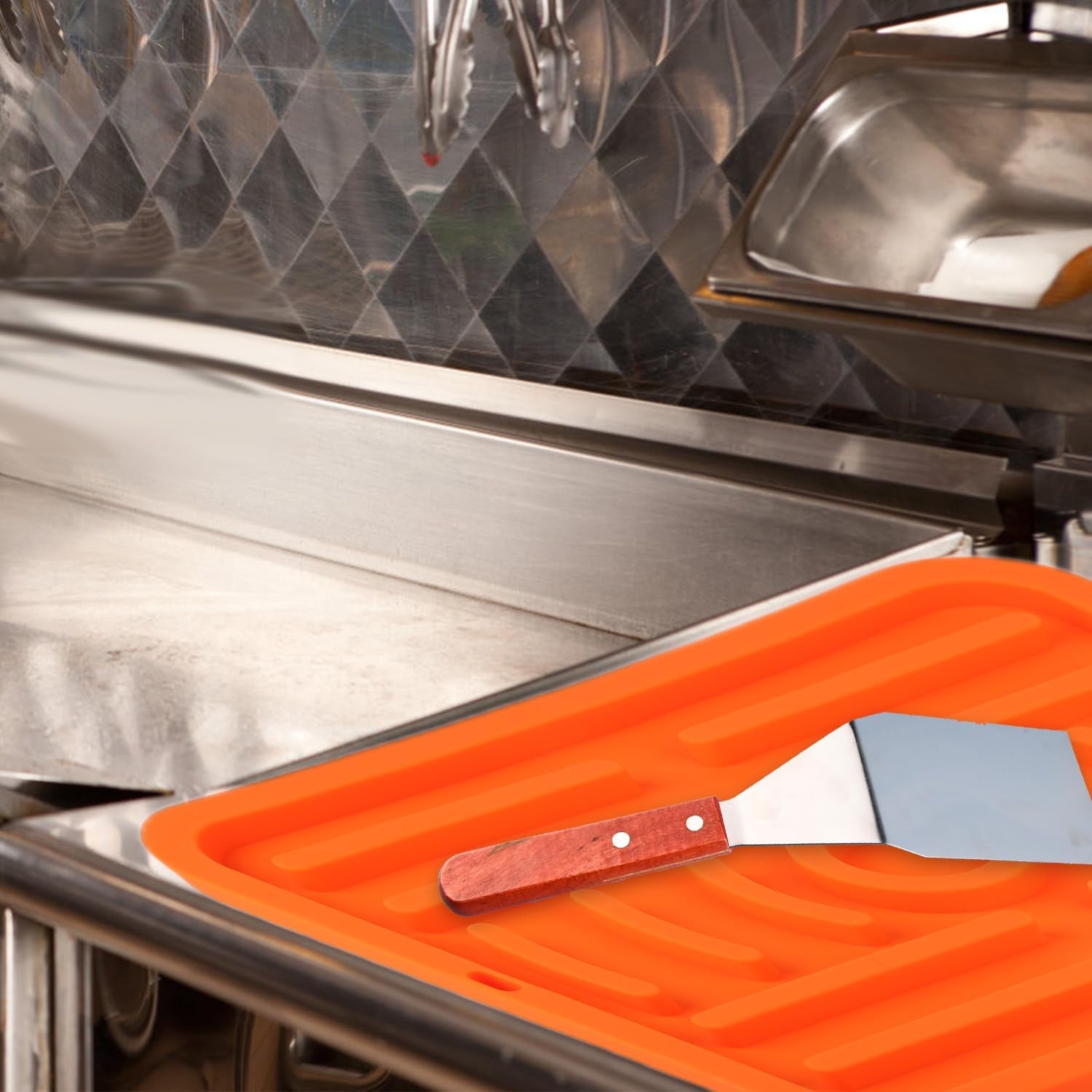 Silicone Griddle Spatula Mat. 14.3X11 Inch Slip Preventing Heat Resistant Silicone BBQ Tool Mat Grill Utensil Holder Serving Spoon Drip Pad for Kitchens & Stoves & Grills Countertops - Image 5