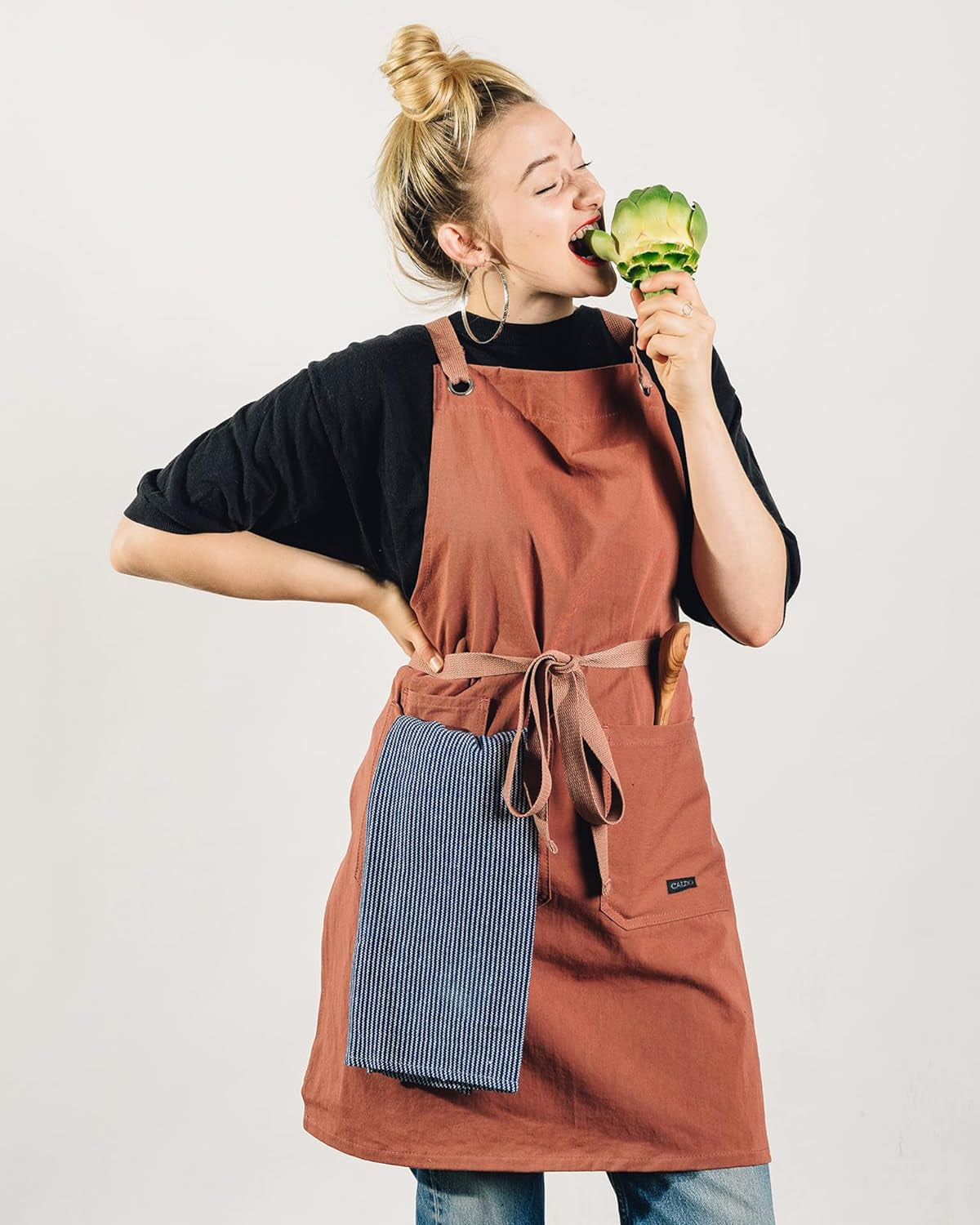 Crossback Kitchen Apron for Cooking - Mens and Womens Professional Chef or Server Bib Apron - Adjustable Crossback Style - Rustic- Midweight Cotton (Terracotta) - Image 3