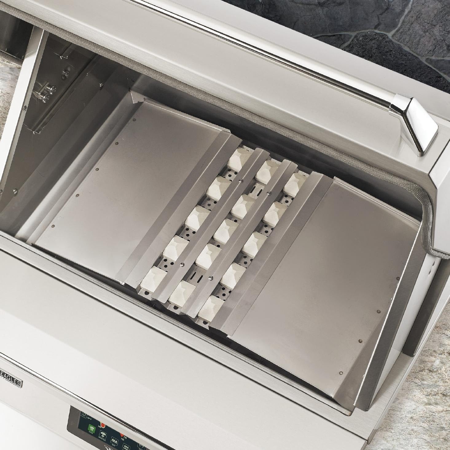 Twin Eagles: 36 Twin Eagles Pellet Grill and Smoker - Image 6