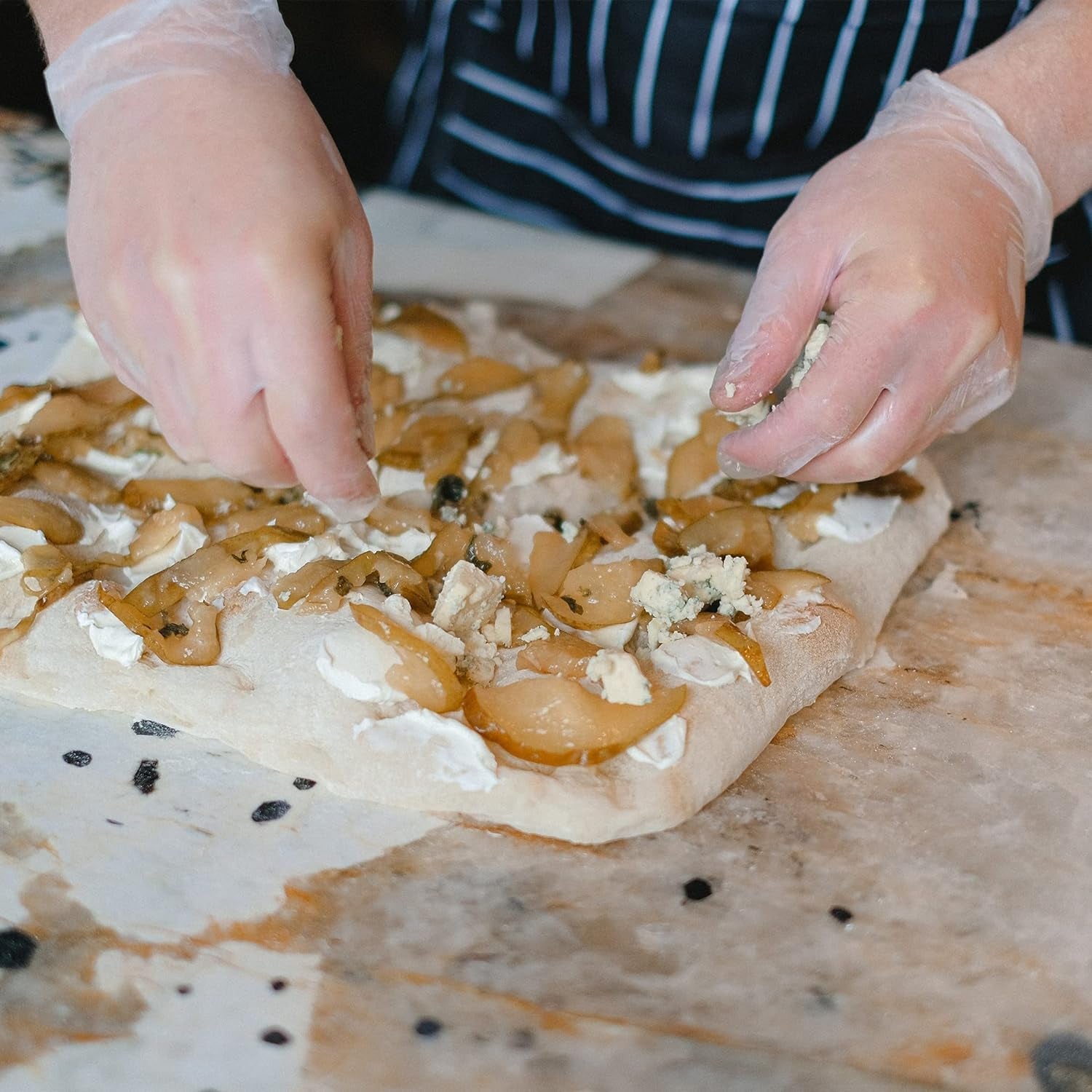 Clear Vinyl Exam Gloves. Latex-Free. Disposable Medical Gloves. Cleaning Gloves. Food Safe. Powder-Free. 4 Mil - Image 8