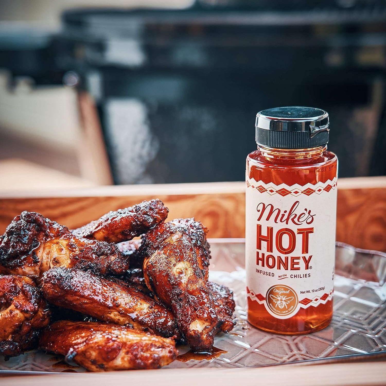 Mike'S Hot Honey. America'S #1 Brand of Hot Honey. Spicy Honey. All Natural 100% Pure Honey Infused with Chili Peppers. Gluten-Free. Paleo-Friendly (10Oz Bottle. 1 Pack) - Image 3