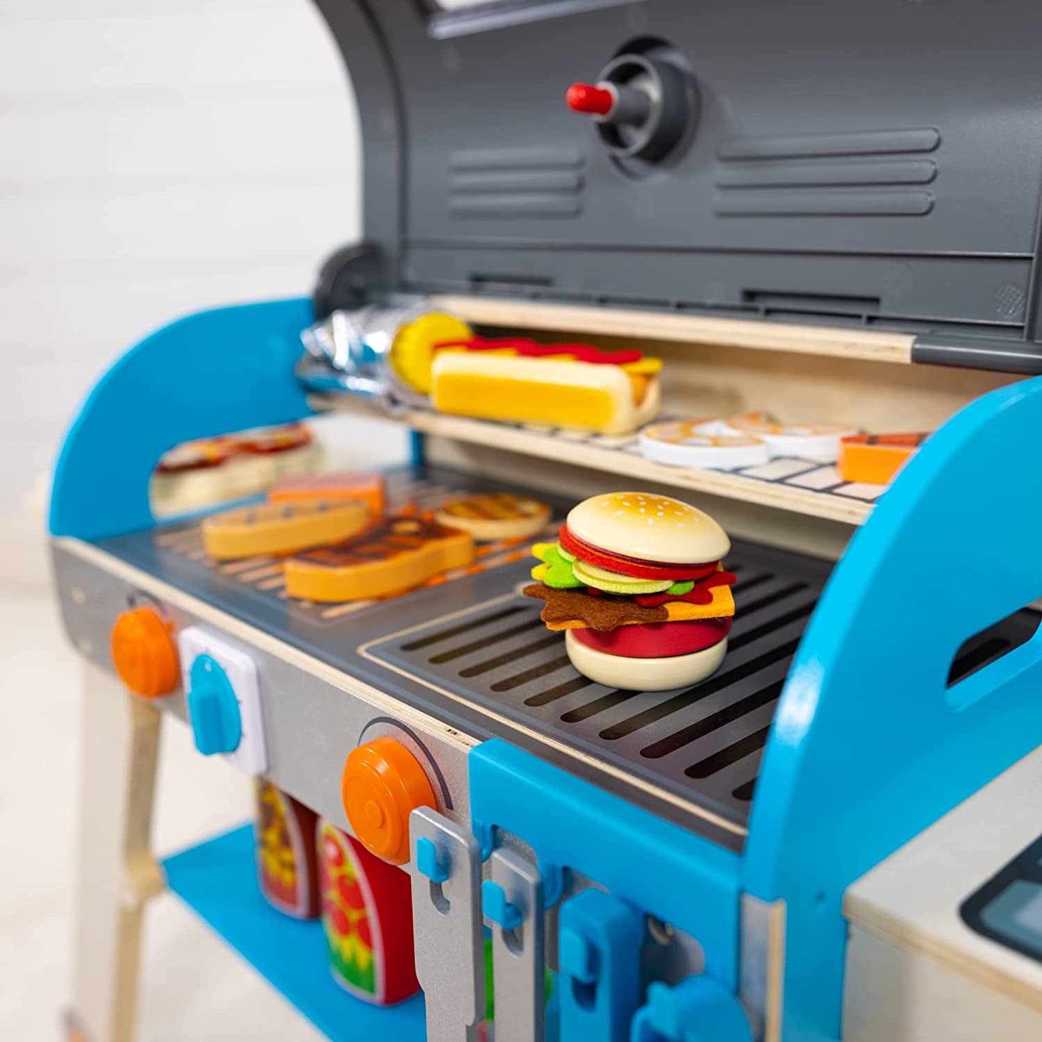Melissa & Doug Wooden Deluxe Barbecue Grill. Smoker and Pizza Oven Play Food Toy for Pretend Play Cooking for Kids - Image 4
