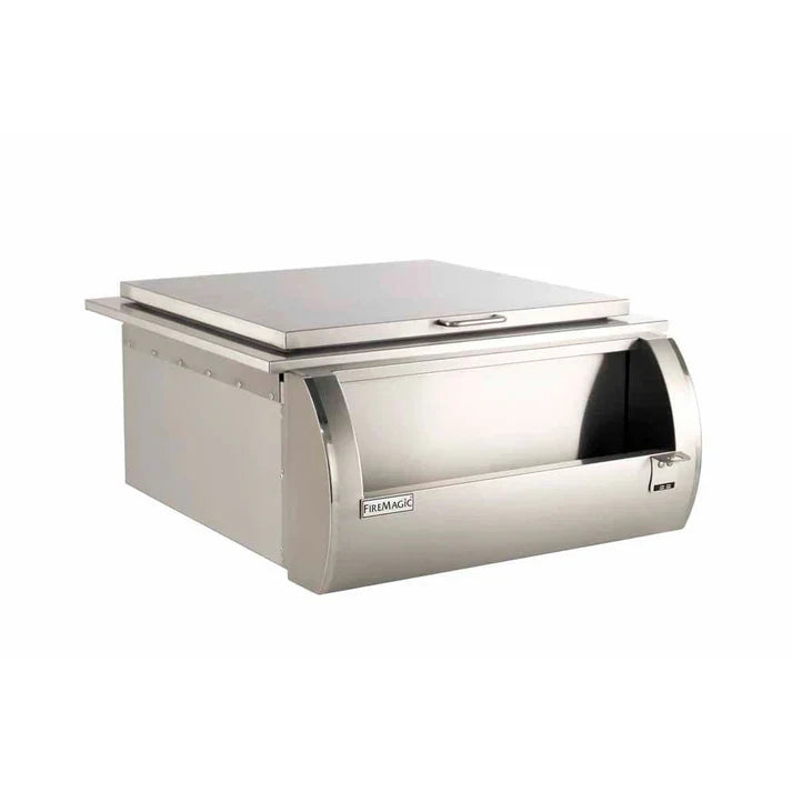 Fire Magic: Built-In Refreshment Center with Insulated Lid - Image 2