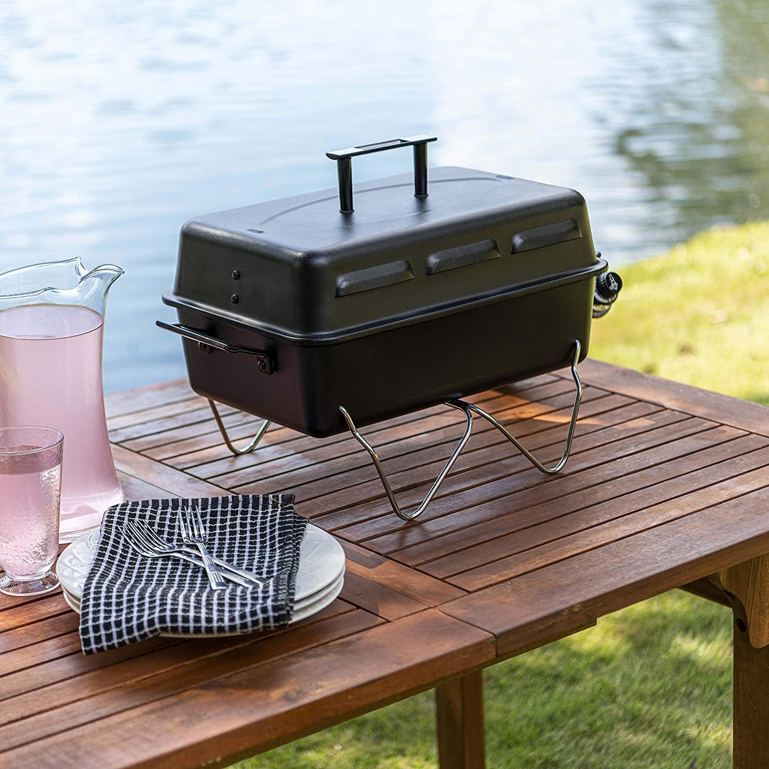Portable Gas Grill | Liquid Propane | Porcelain Coated Grates | 465133010 - Image 7