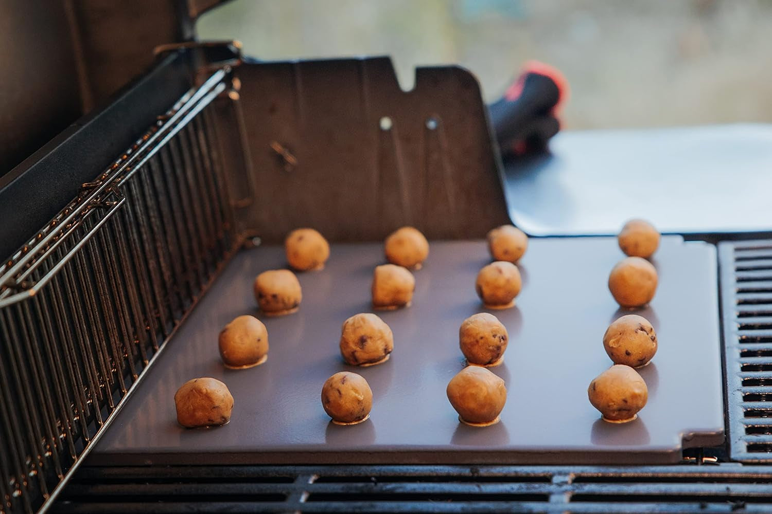 Weber Crafted Glazed Baking Stone - Image 7