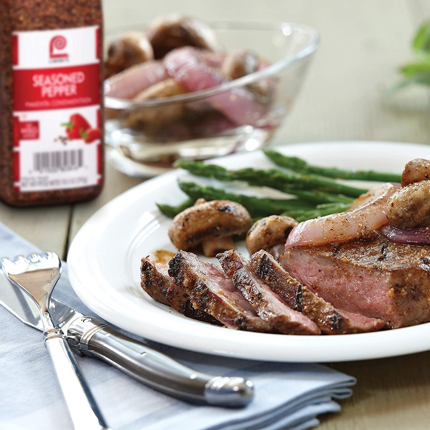 Lawry'S Seasoned Pepper. 10.3 Oz - One 10.3 Ounce Container of Seasoned All Pepper for a Well-Rounded Flavor of Black Pepper. Sweet Red Bell Peppers. and Spices - Image 5