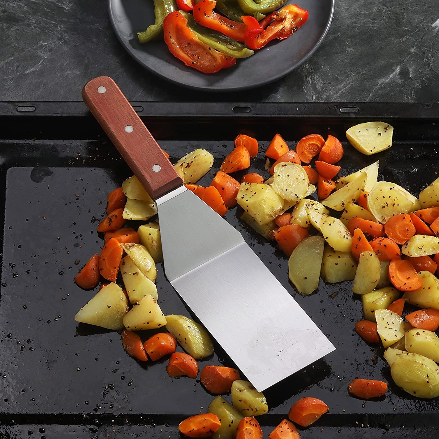 New Star Foodservice 36275 Wood Handle Grill Turner/Spatula. 12.5-Inch - Image 4