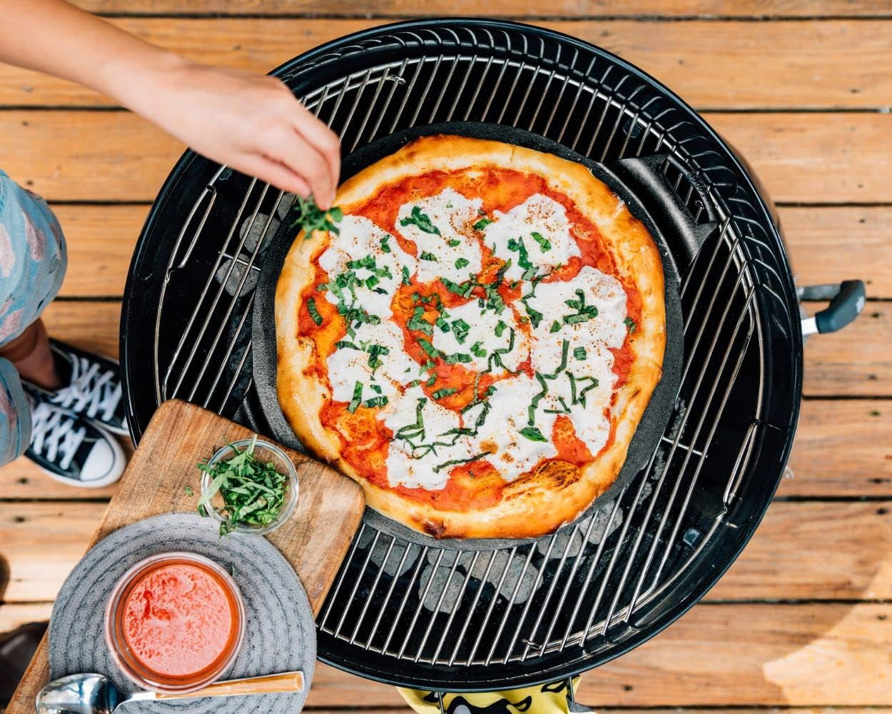 Lodge Cast Iron Pizza Pan. 15 Inch - Image 5