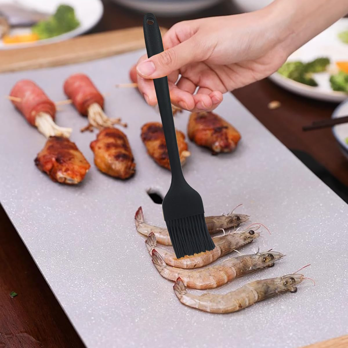 18 Inch BBQ Basting Mop Brush with 2 Extra Replacement Cotton Heads and Silicone Grill Brush. Wooden Long Handle Grill Basting Brush Mop for Roasting or Outdoor Grill BBQ Grilling Smoking Steak - Image 6