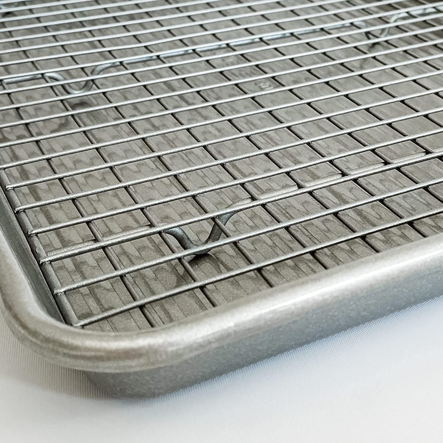 USA Pan Bakeware Half Sheet Baking Pan and Bakeable Nonstick and Cooling Rack Set. Metal - Image 3