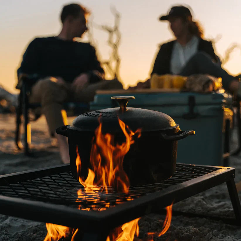 Smithey Ironware: 5.5 QT Dutch Oven - Image 4