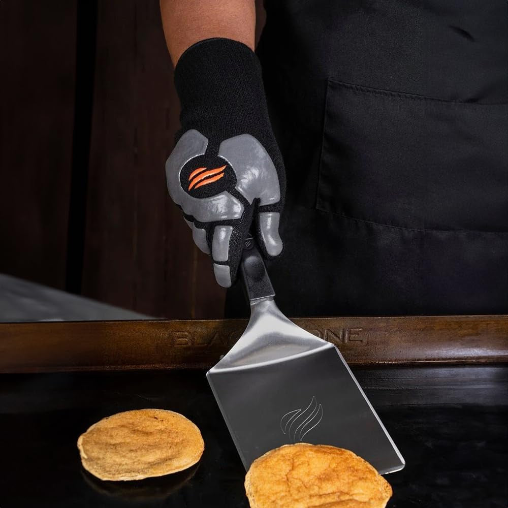 Blackstone 22 Inch Griddle - Portable Blackstone Omnivore Grill with Flexfold Legs. Includes Accessories. Seasoning. and Griddle Gloves - Image 7