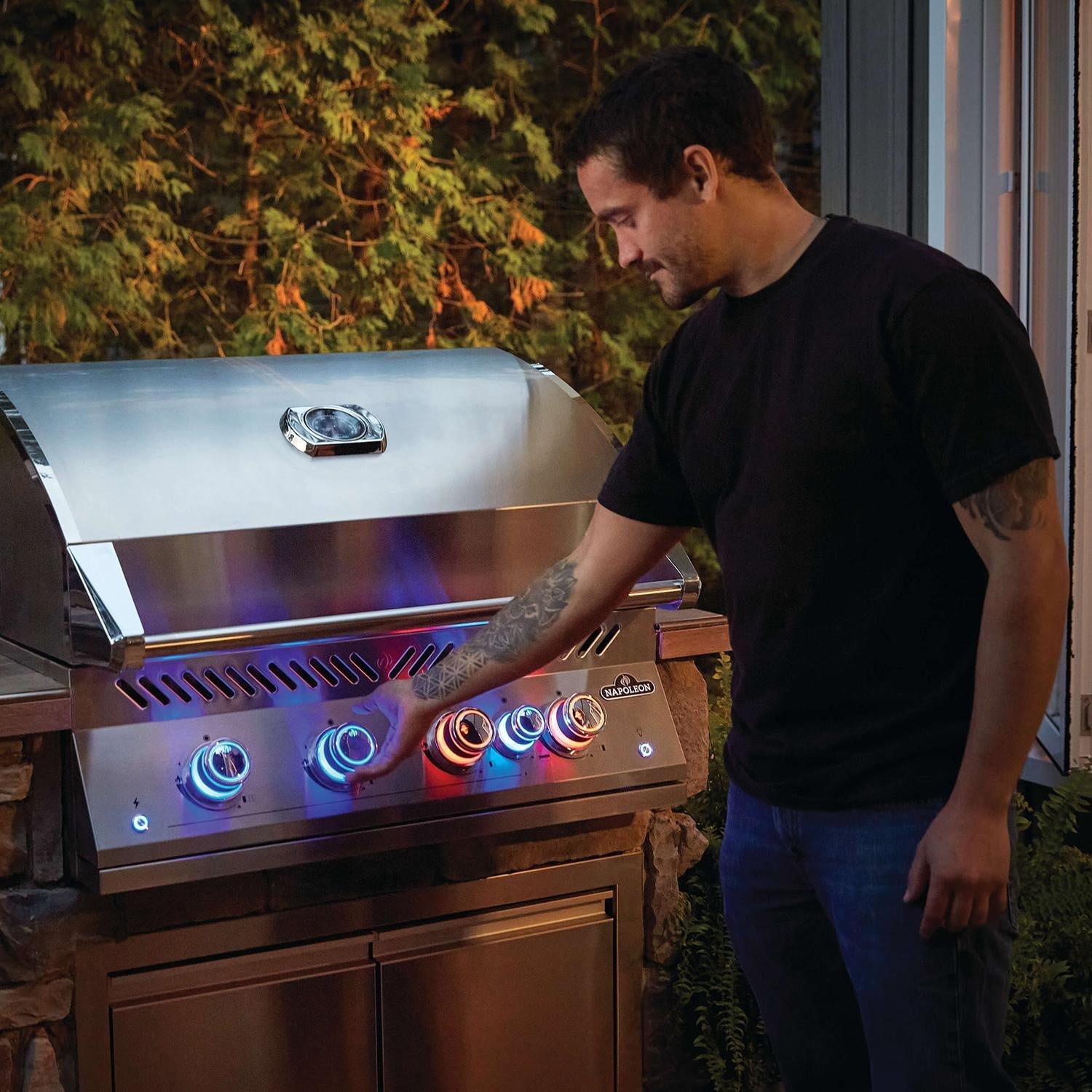 Napoleon: 32 Built-In 700 Series Grill With Infrared Rear Burner - Image 9