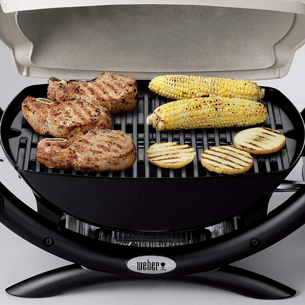 Weber Q1000 Liquid Propane Grill. Chrome - Image 9