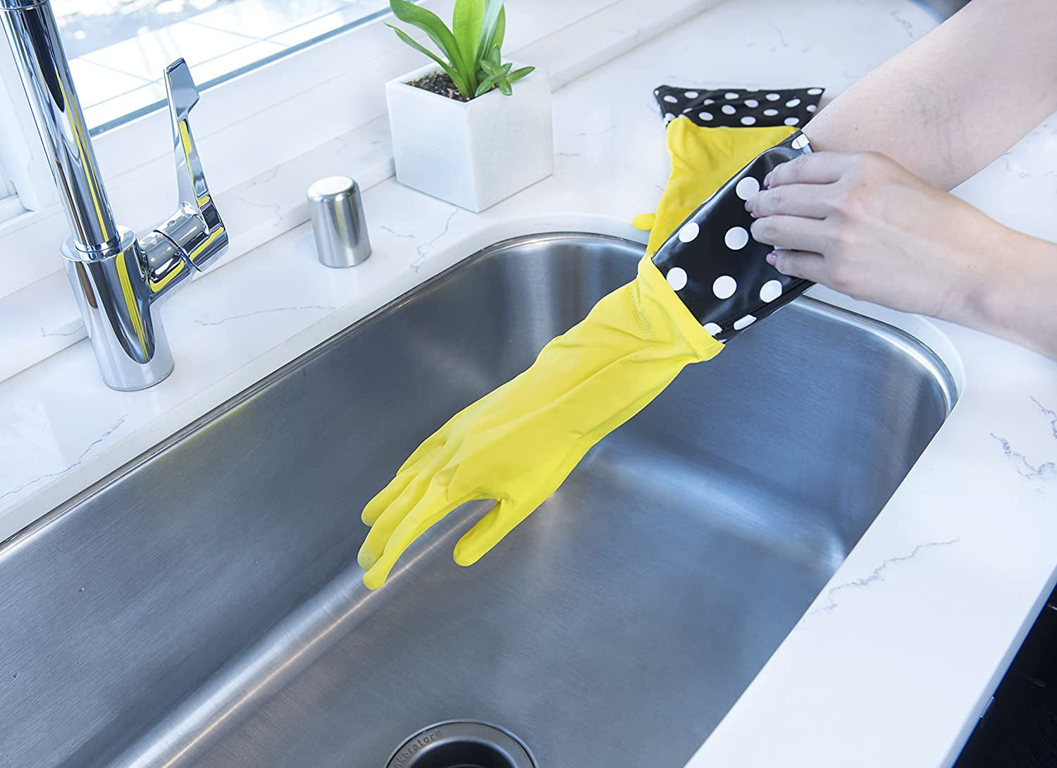 Glam Reusable Latex Dishwashing Gloves for Kitchen or Cleaning. One Size. Yellow. 3 Pairs - Image 5