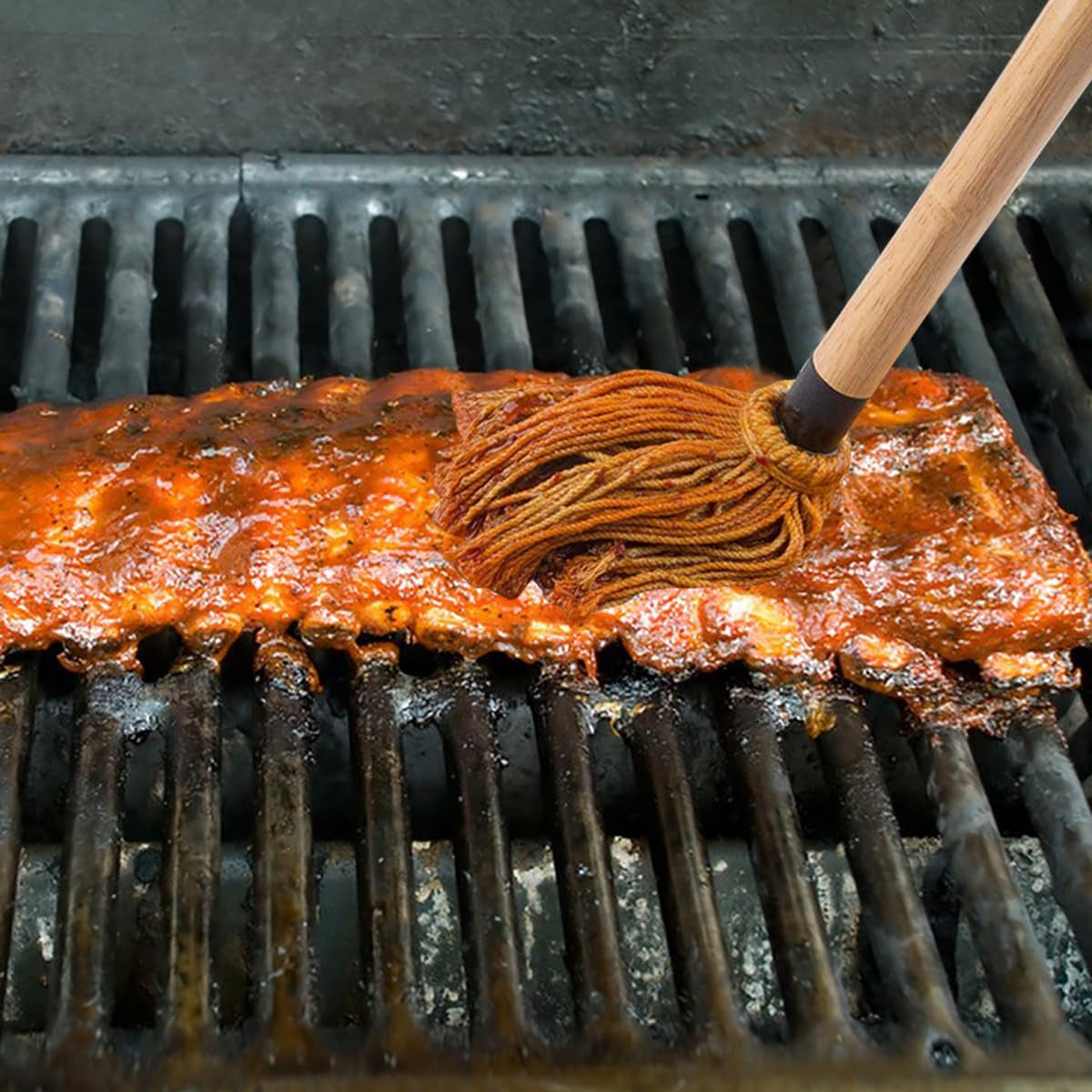 18 Inch BBQ Basting Mop Brush with 2 Extra Replacement Cotton Heads and Silicone Grill Brush. Wooden Long Handle Grill Basting Brush Mop for Roasting or Outdoor Grill BBQ Grilling Smoking Steak - Image 4