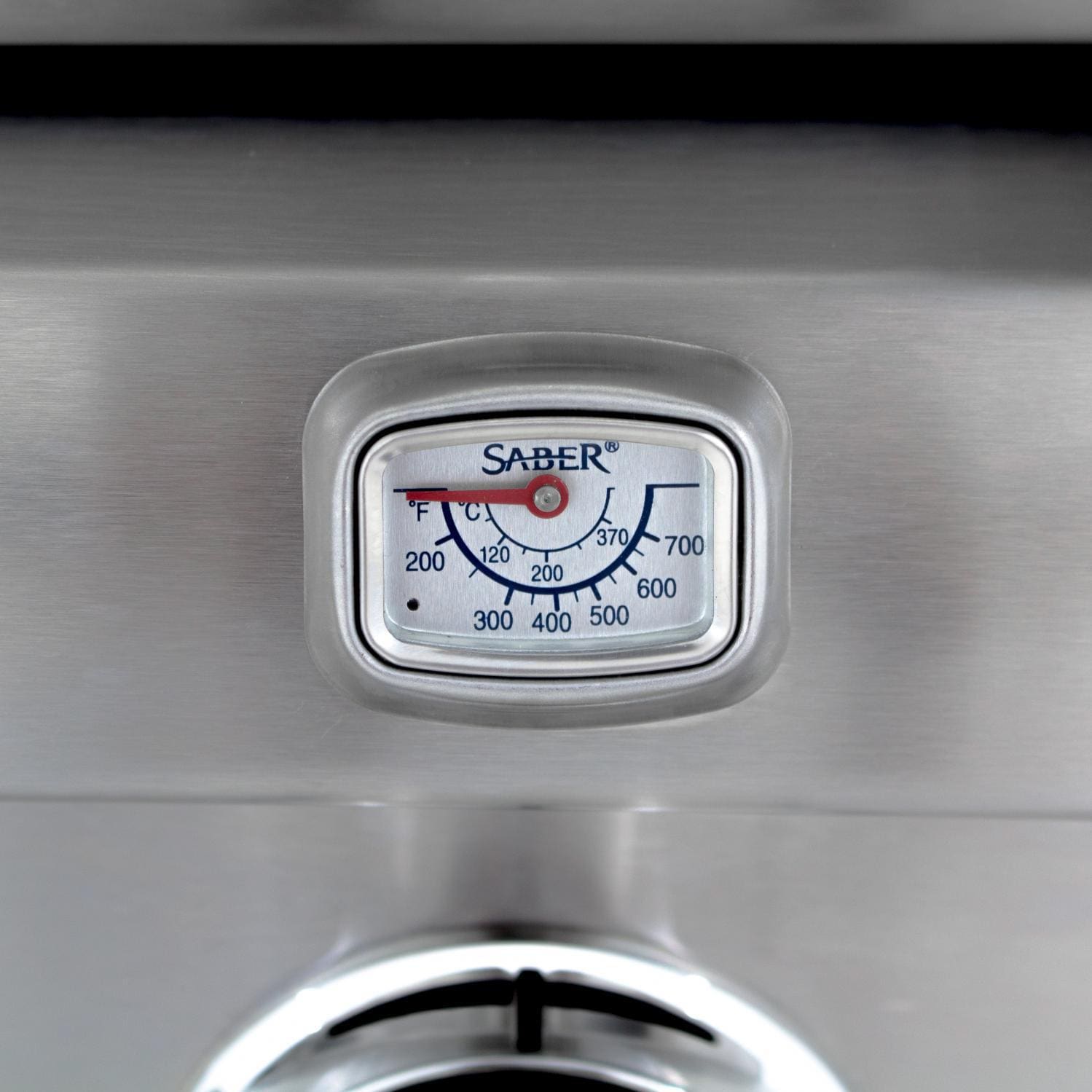 Saber Grills: 500 Series 3-Burner Cart Grill (LP) - Image 13