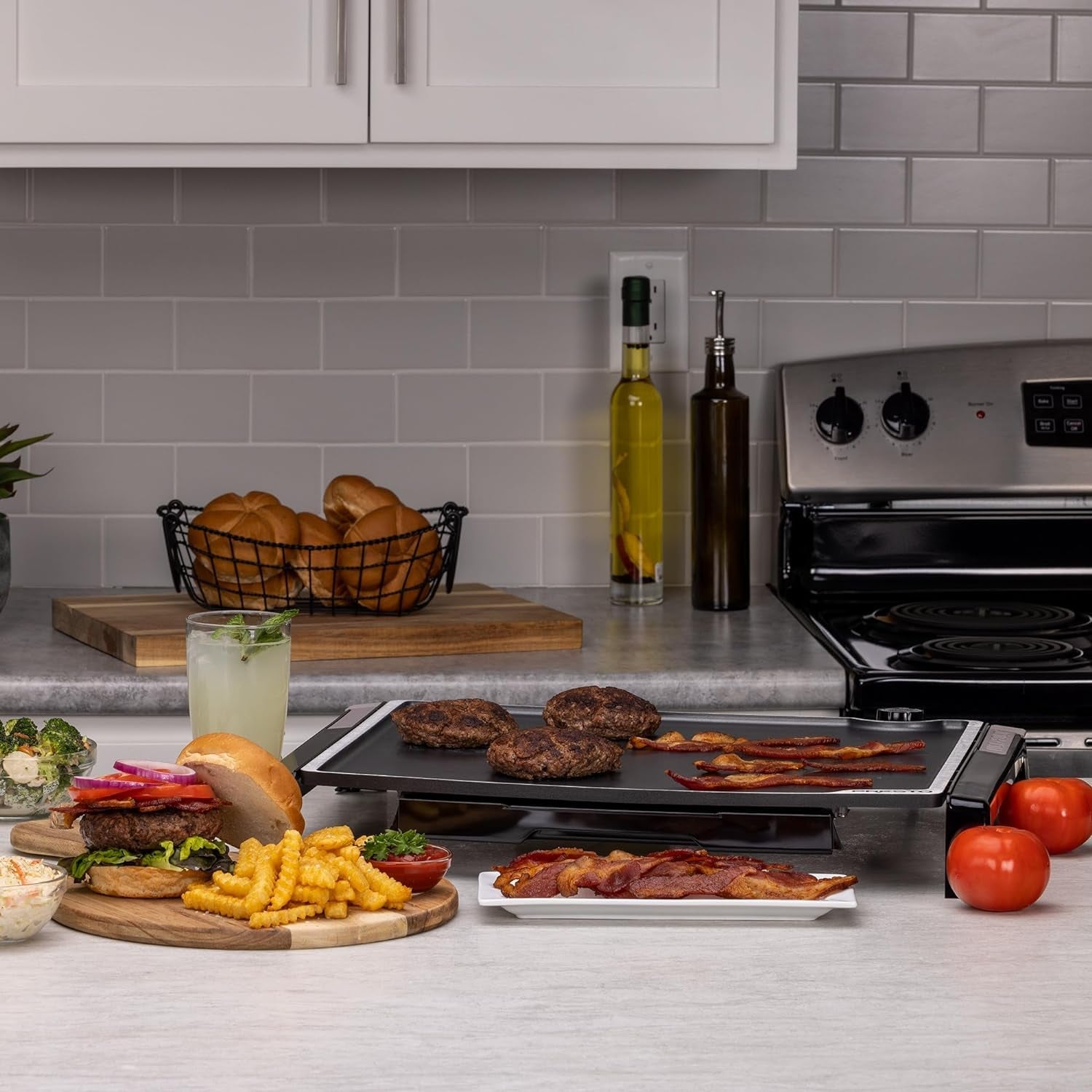 Presto 07073 XL Tilt-N-Fold Electric Griddle. Black - Image 7