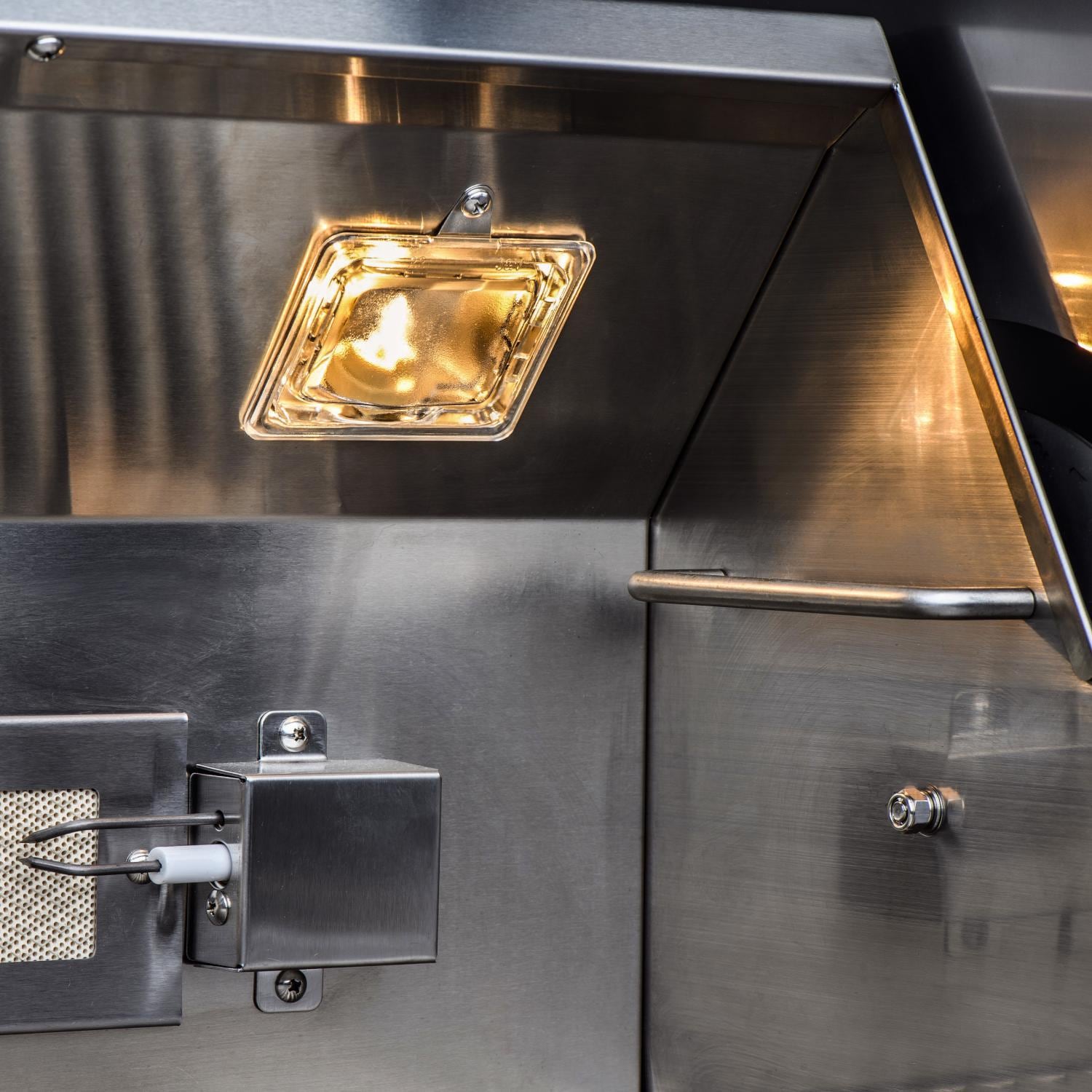 Blaze: 44 4 Burner Pro LUX Gas Grill - Image 11