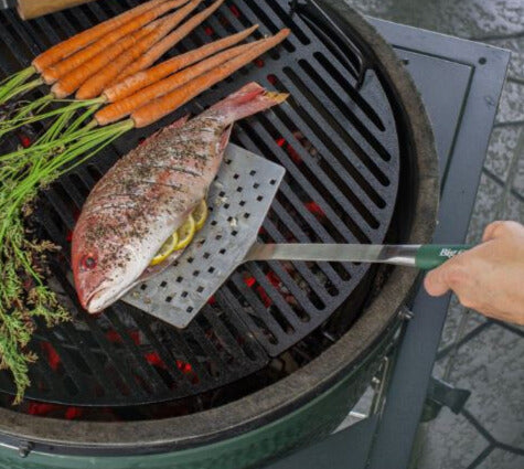 Big Green Egg: Stainless Steel Grill Spatula - Image 2