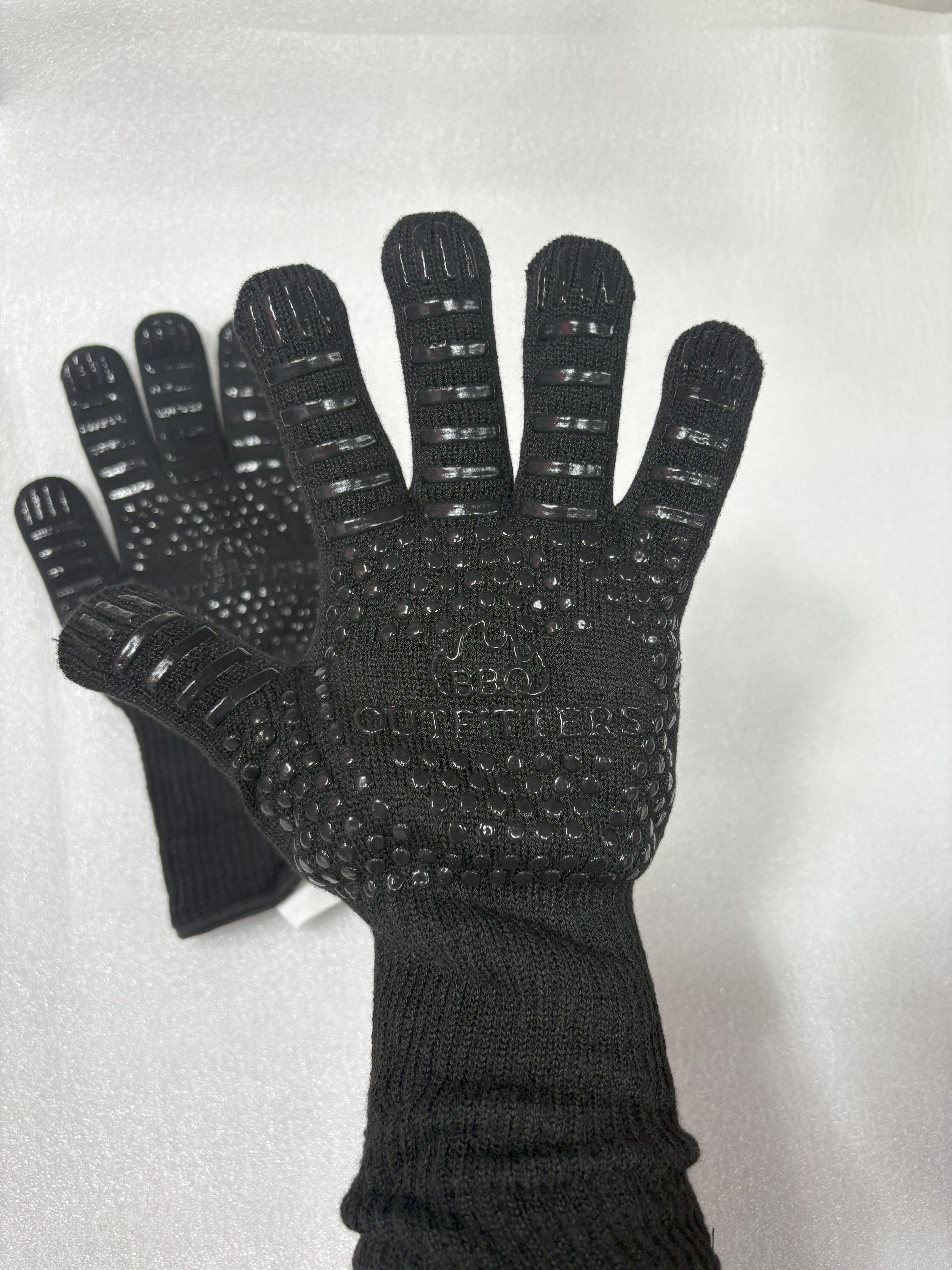 BBQ Outfitters: High Heat Gloves - Image 4
