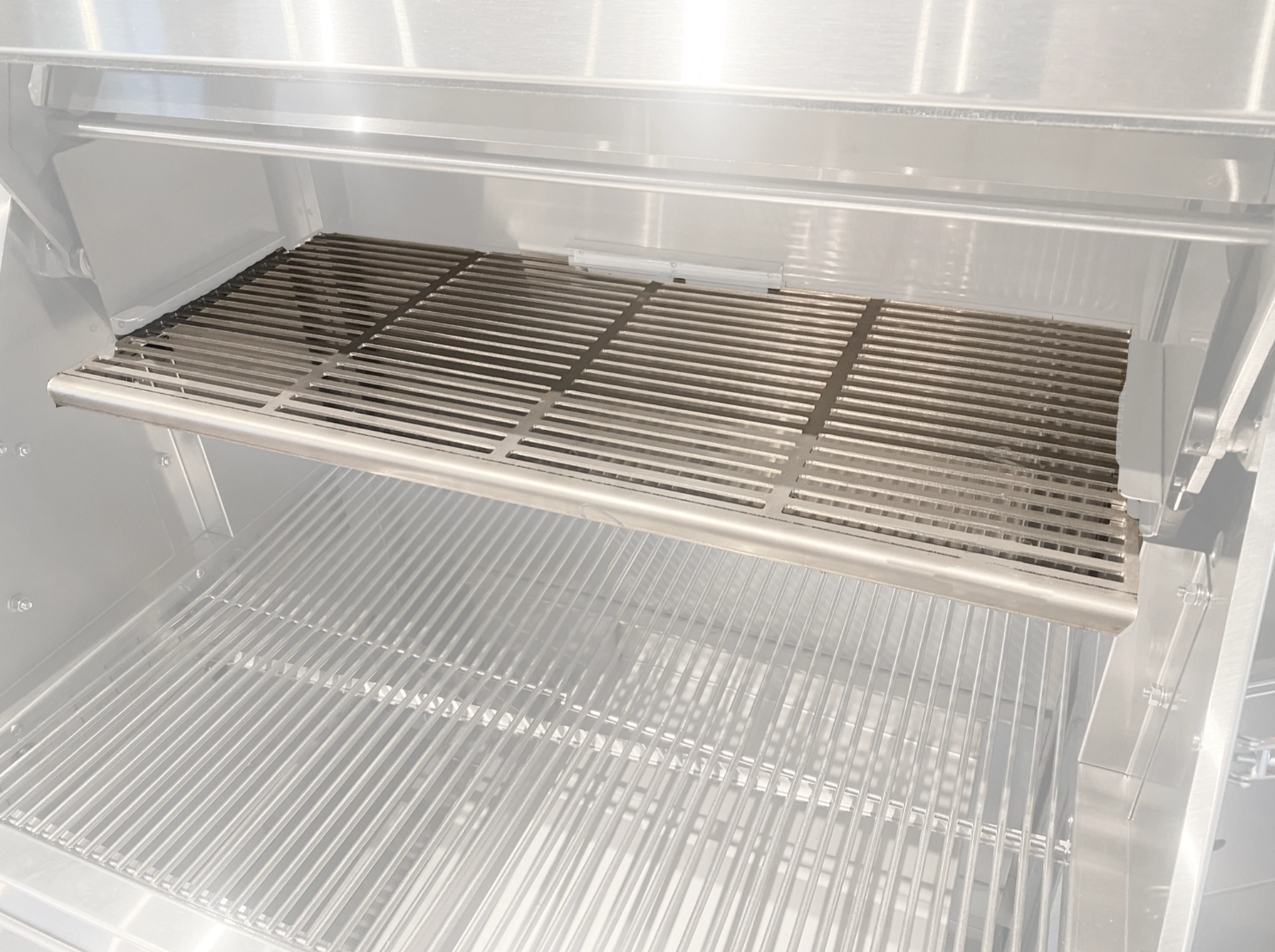 Hasty Bake: 357 Pro Stainless - Image 3