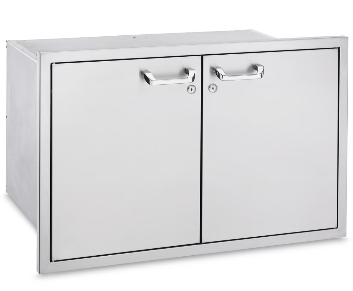 Lynx Pro: 36 Professional Classic Sealed Pantry