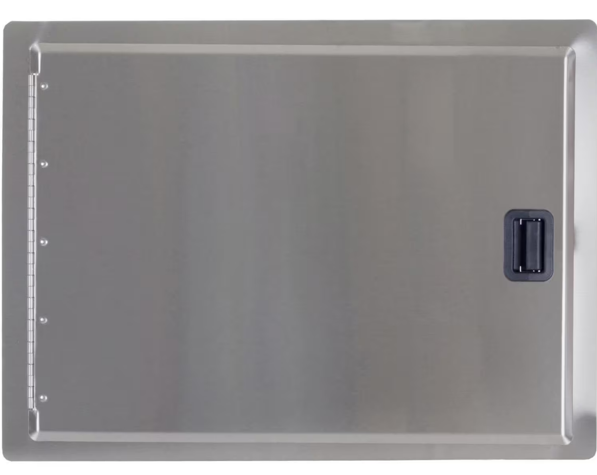 Fire Magic: 17x24 Legacy Horizontal Single Access Door. Reversible