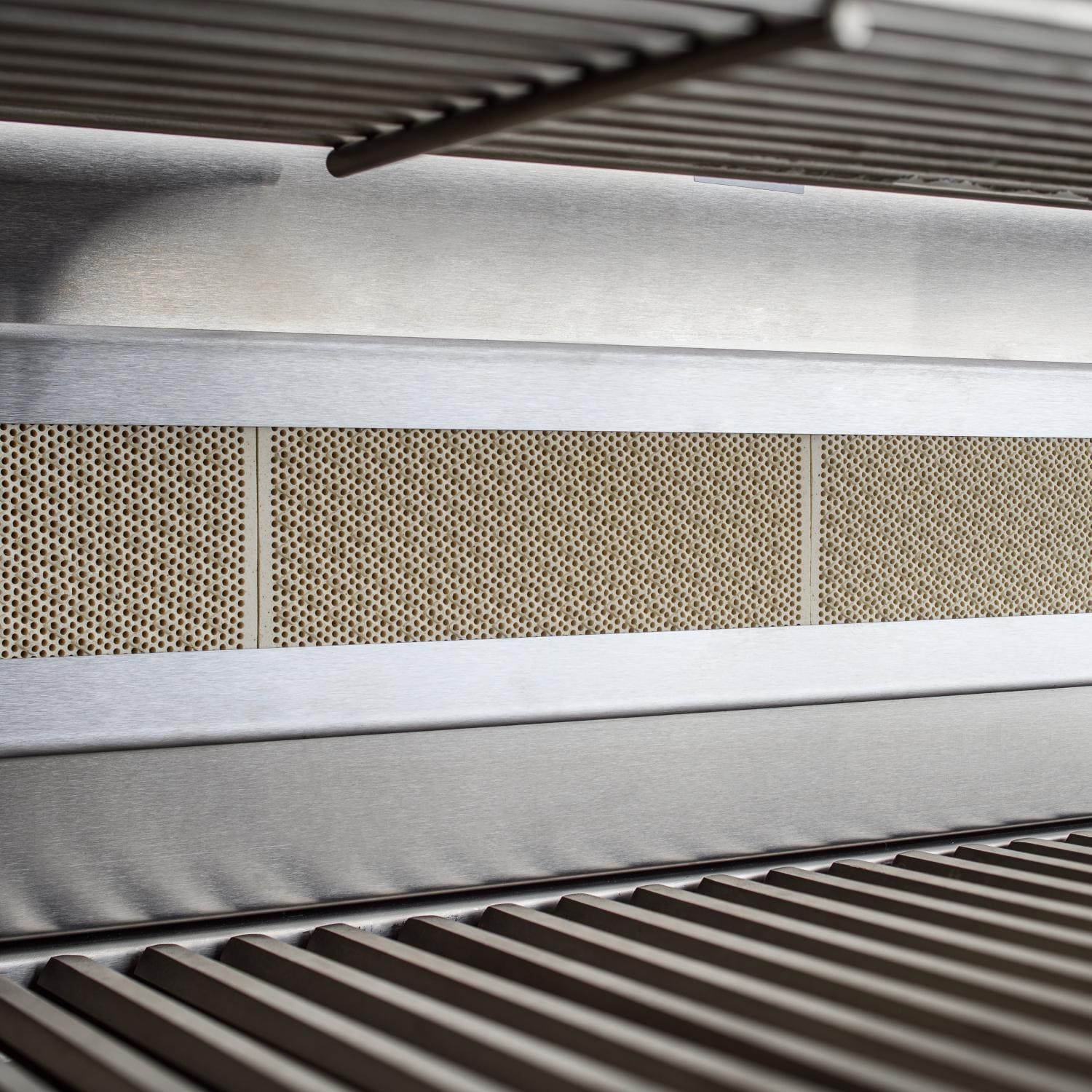 Blaze: 44 4 Burner Pro LUX Gas Grill - Image 17