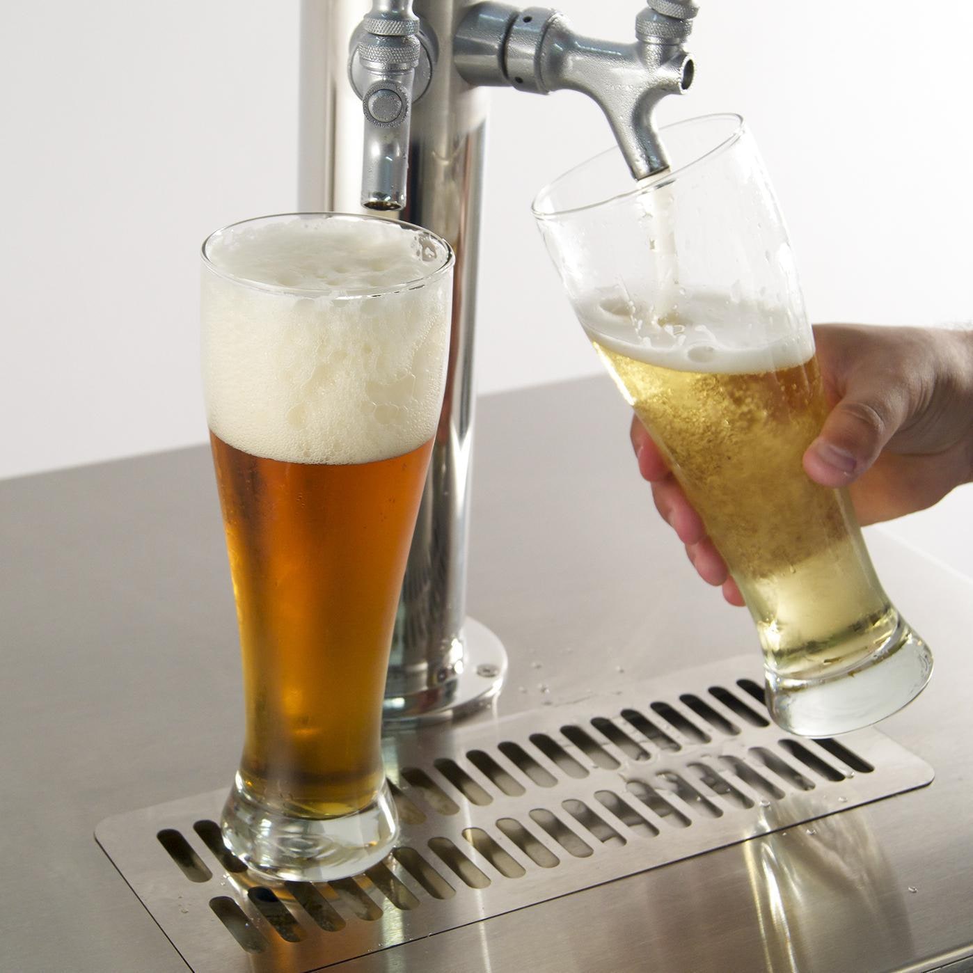 Fire Magic: Outdoor Rated Kegerator with Stainless Steel Premium Door - Image 2