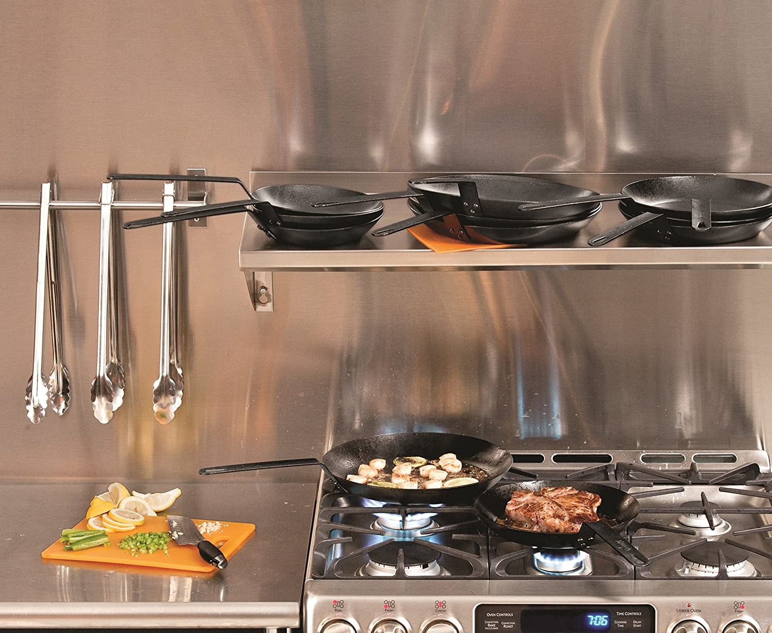 CRSGP12 Carbon Steel Grilling Pan. Pre-Seasoned. 12-Inch - Image 4