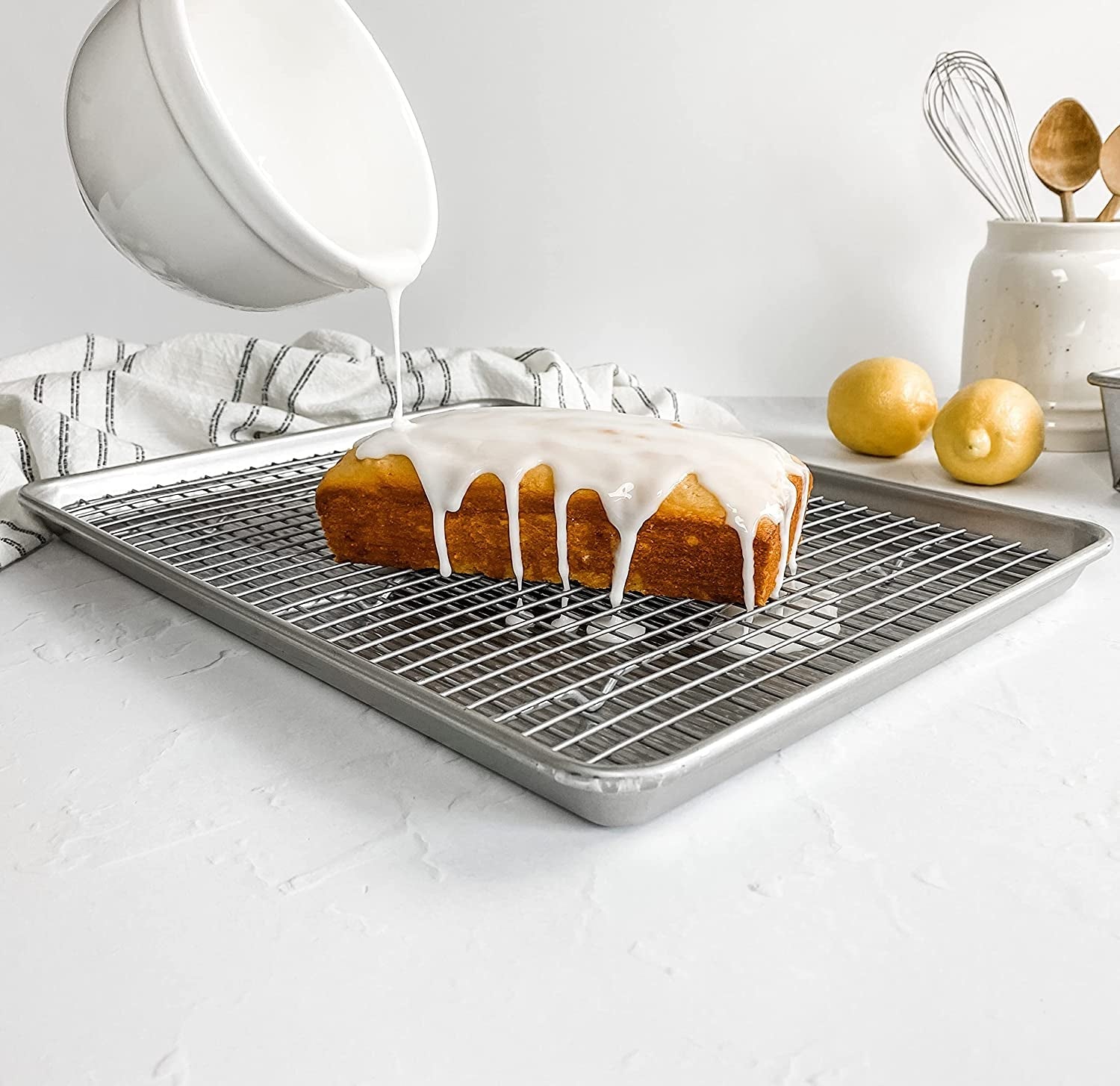 USA Pan Bakeware Half Sheet Baking Pan and Bakeable Nonstick and Cooling Rack Set. Metal - Image 5
