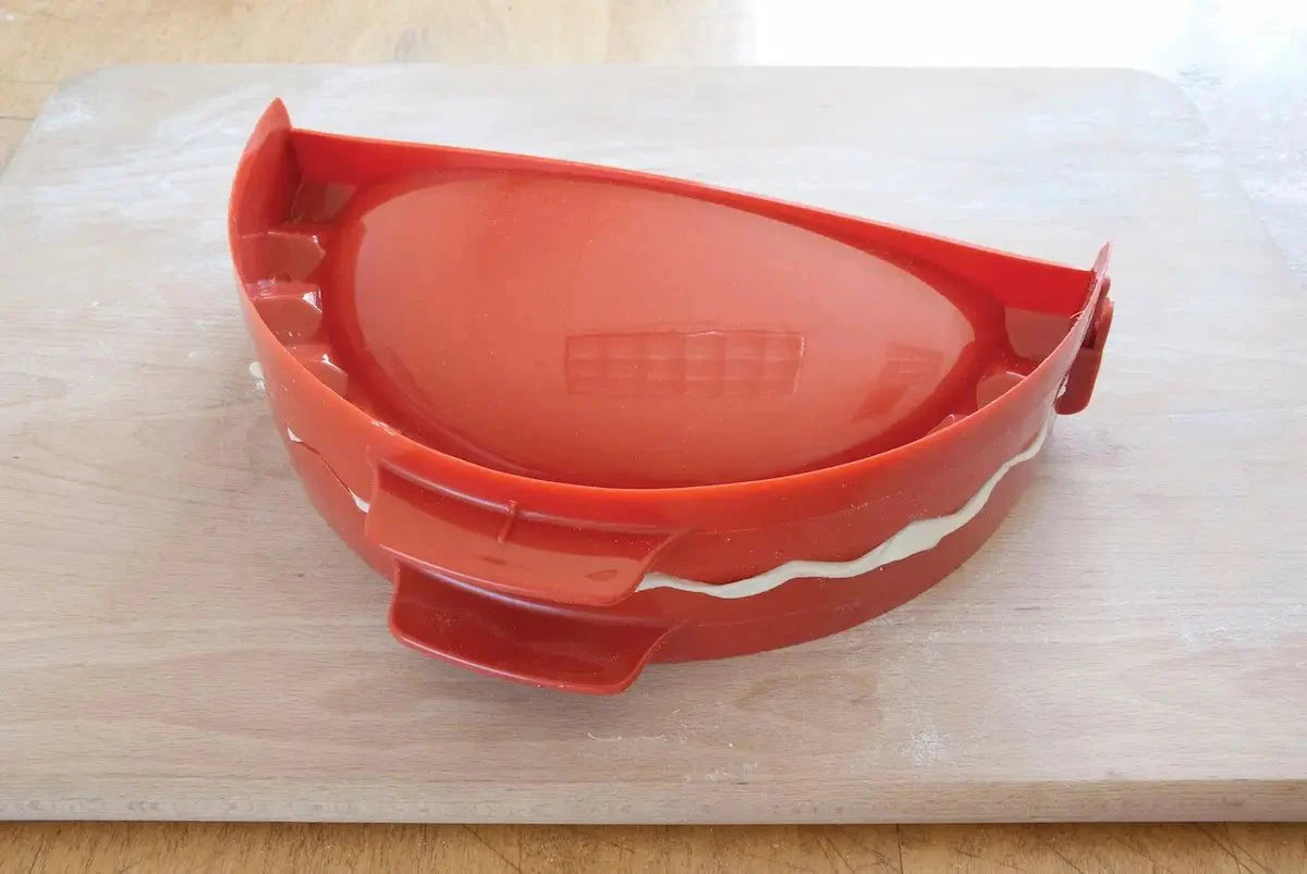 Charcoal Companion Large Calzone Press - Image 4