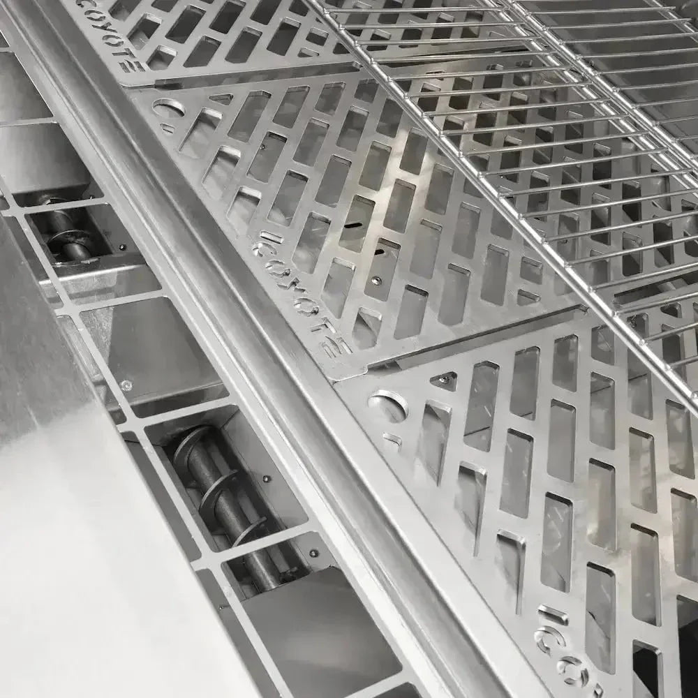 Coyote 36 Built-in Pellet Grill - Image 18