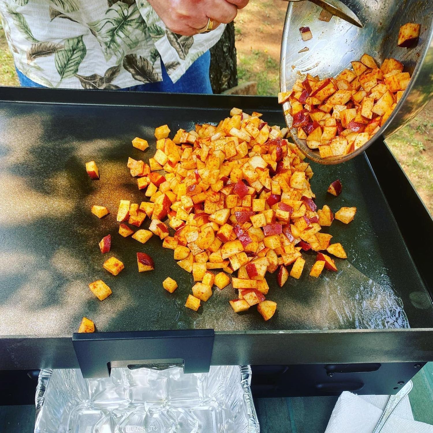 Flat Top Grill Griddle with Accessories Kit for Blackstone 22 Inch Table Top Griddle. Heavy Duty Cast Iron. Compatible with Camping and Outdoor Cooking - Image 7