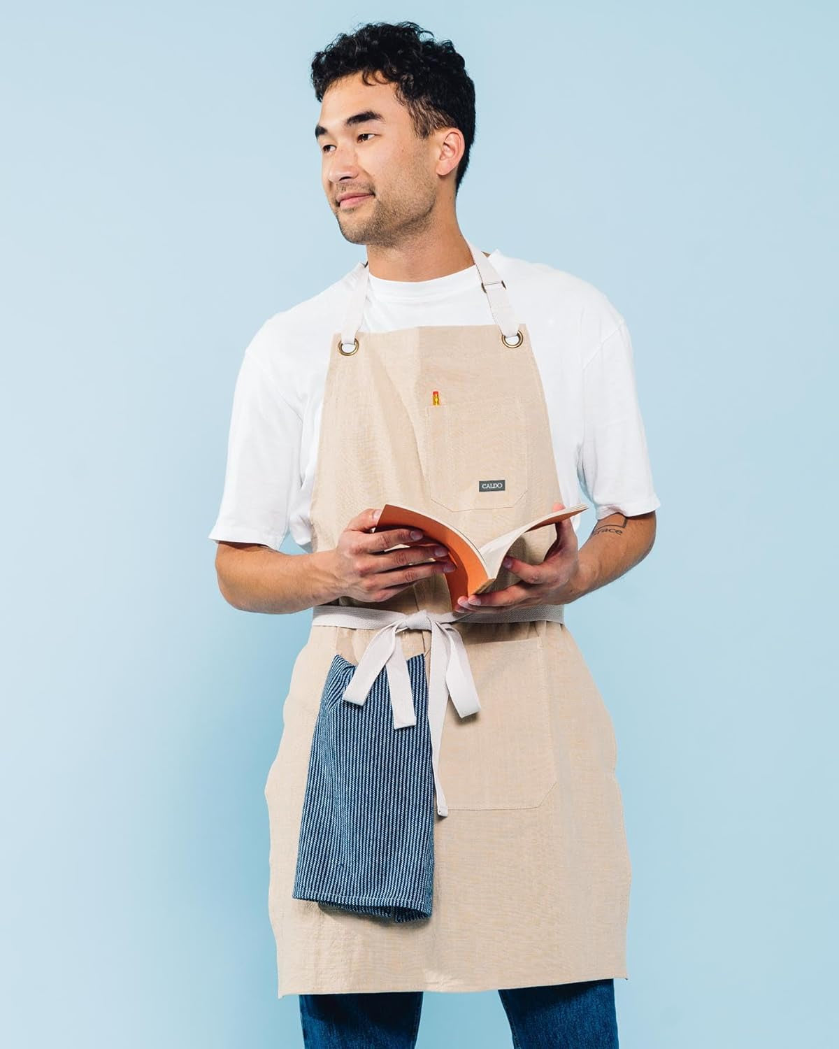 Linen Kitchen Apron for Cooking- Mens and Womens Linen Bib Apron for Professional Chef. Server. or Barista- Adjustable with Pockets (Bone) - Image 4
