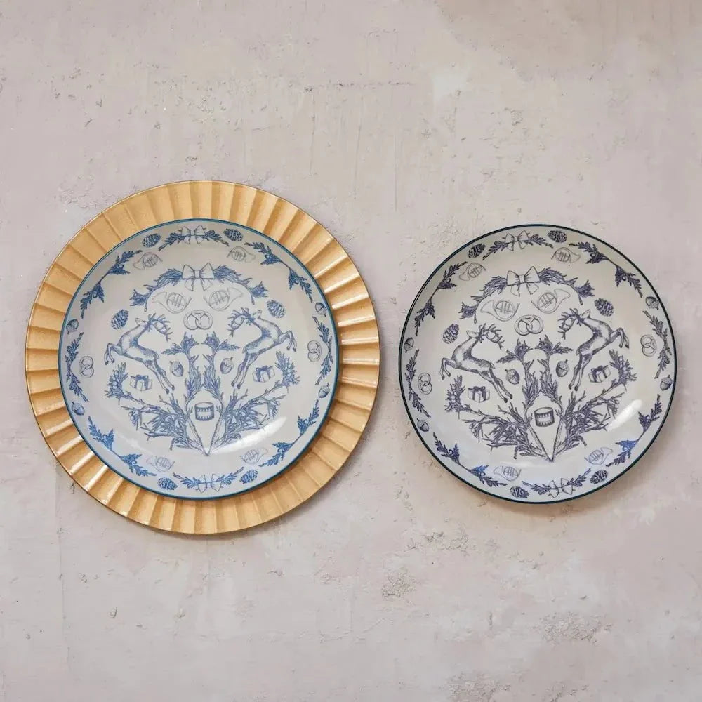 Decorative Plastic Fluted Charger in Gold Finish