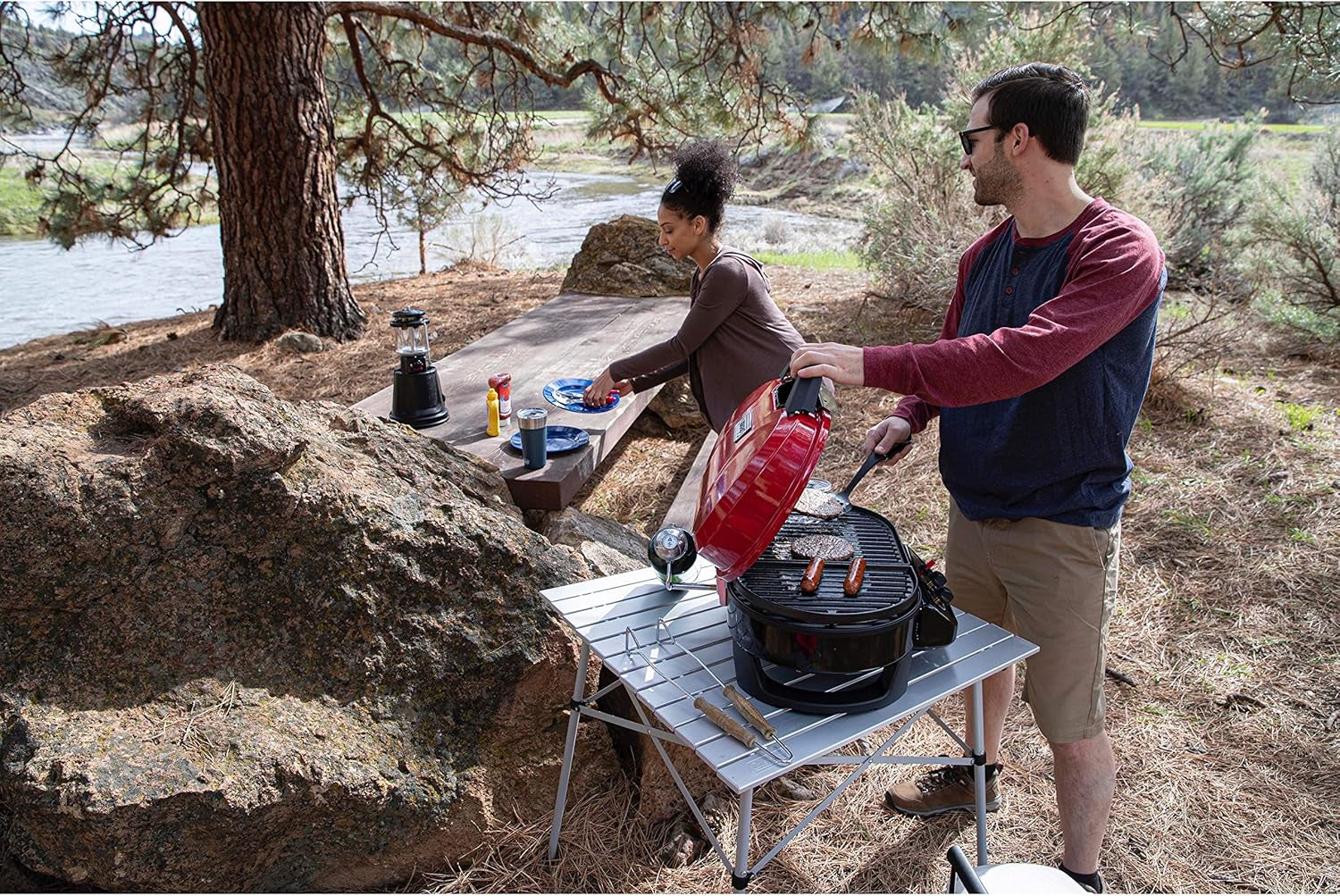 Coleman Roadtrip 225 Portable Tabletop Propane Grill Gas Grill with 2 Adjustable Burners Instastart Ignition and 11000 Btus of Power; 225 Sq. In. Cooking Area - Image 8