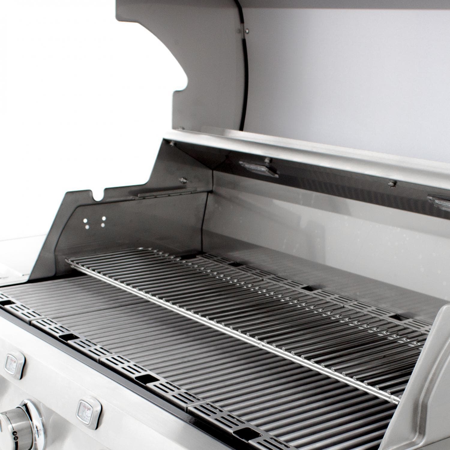 Saber Grills: Stainless Series 3-Burner Built-In Grill (NG) - Image 2