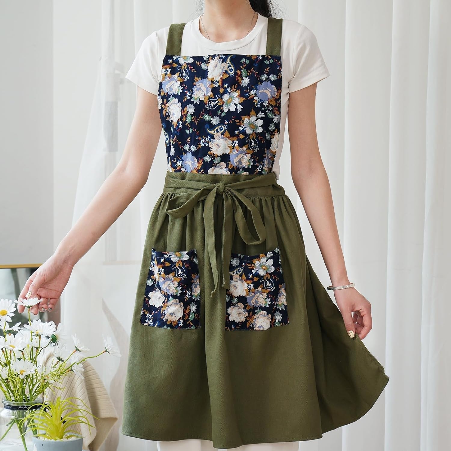 Vintage Pinafore Apron Dress for Women with Pockets Cute Floral Chef Aprons for Kitchen Cooking Baking Gardening - Image 3