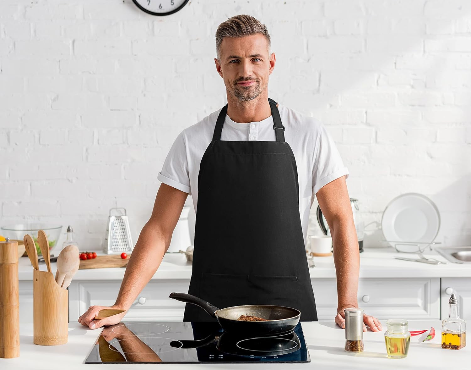 2 Pack Bib Apron. Adjustable with 2 Pockets. Water and Oil Resistant. Cooking Kitchen Chef Apron for Women Men - Image 6