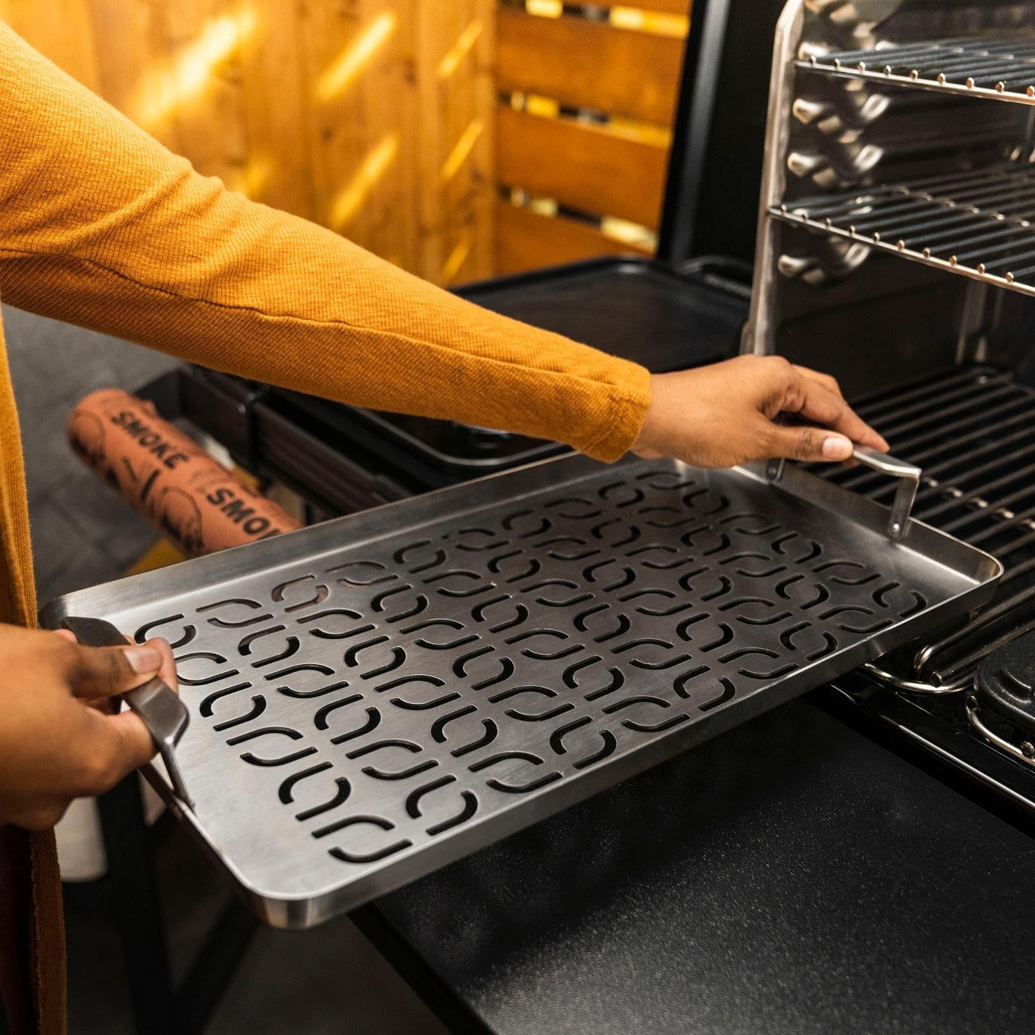 Traeger: Modifire Fish and Veggie Tray - Image 2