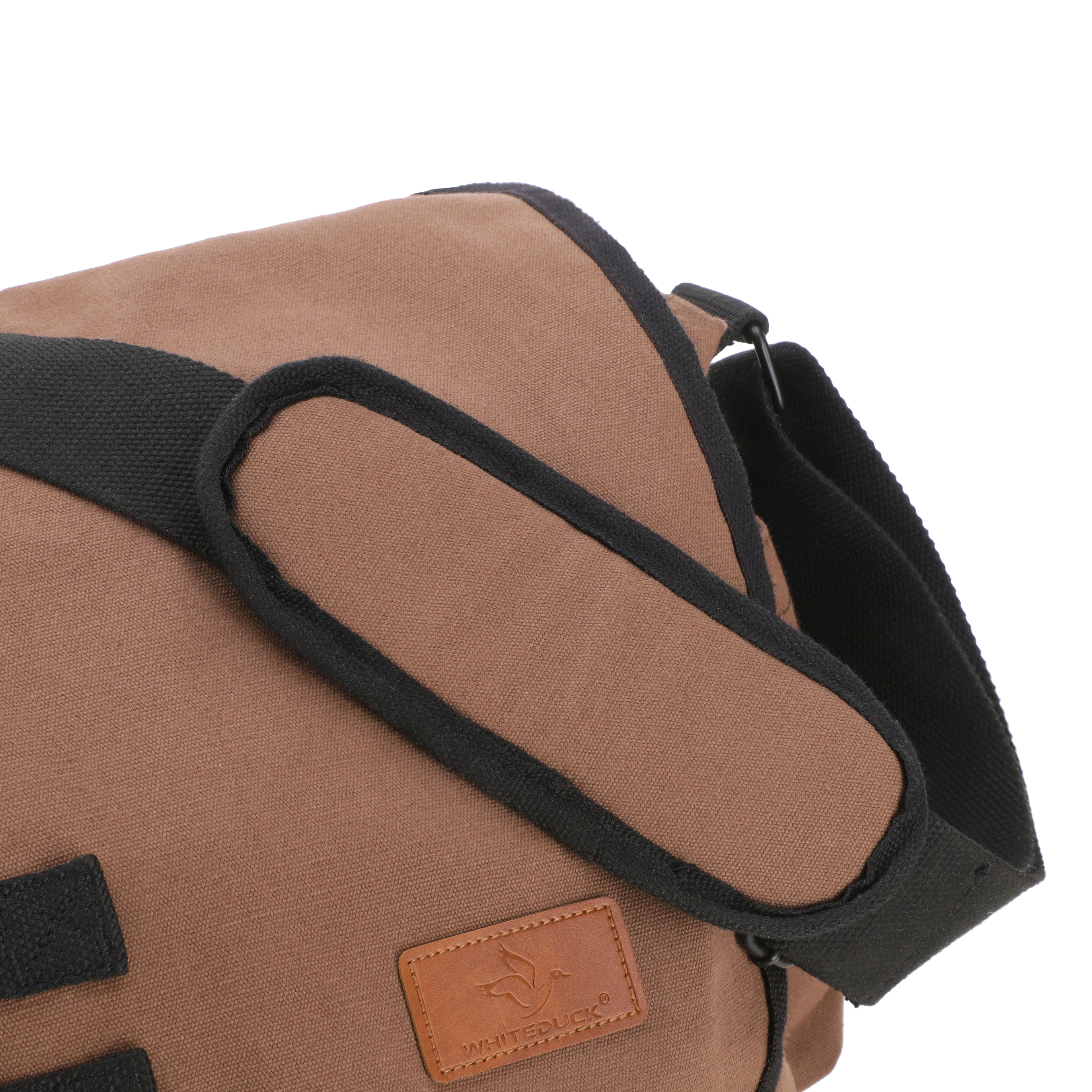 Filios Messenger Bag - Image 30