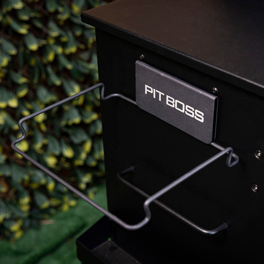 PB Magnetic Trash Bag Holder - Image 4