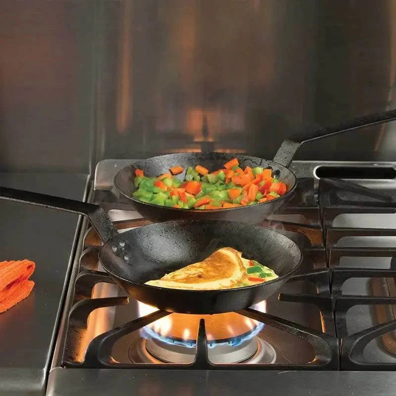 Lodge 8 Seasoned Carbon Steel Skillet - Image 2