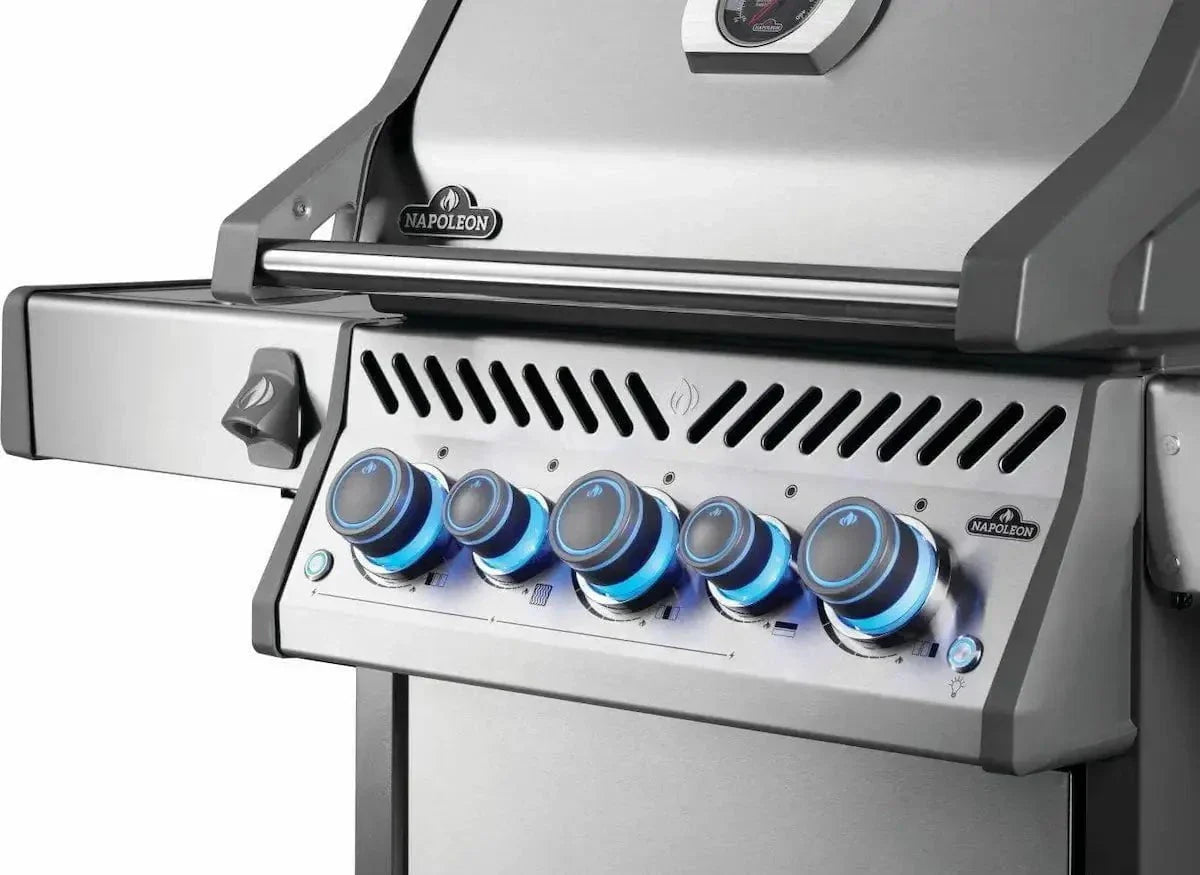 Napoleon Rogue PRO-S 425 Gas BBQ Grill with Infrared Side and Rear Burners. Stainless Steel - Image 3