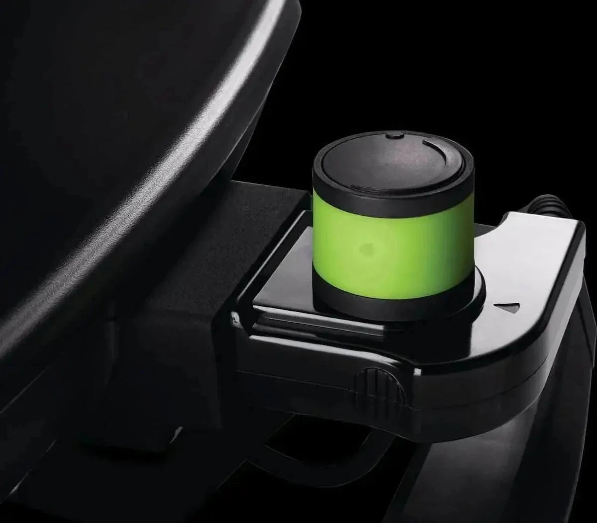 Napoleon TravelQ PRO285E Portable Electric BBQ Grill - Image 5