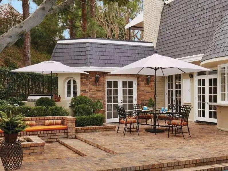 Treasure Garden 8' x 11' Rectangle No-Tilt Crank Lift Umbrella with Black Frame and Cast Silver Fabric - Image 5